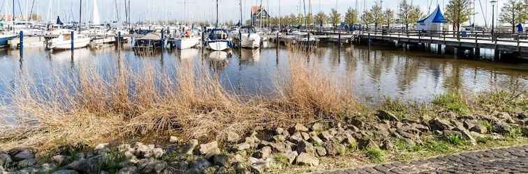 Others Modern Houseboat in Volendam With Shared Pool