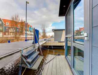 Others 2 Modern Houseboat in Volendam With Shared Pool