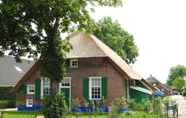 Khác 3 Farmhouse in Staphorst With Sauna