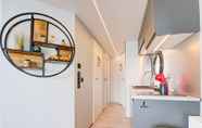 Others 5 Beautiful Houseboat in Marina of Volendam With Shared Pool