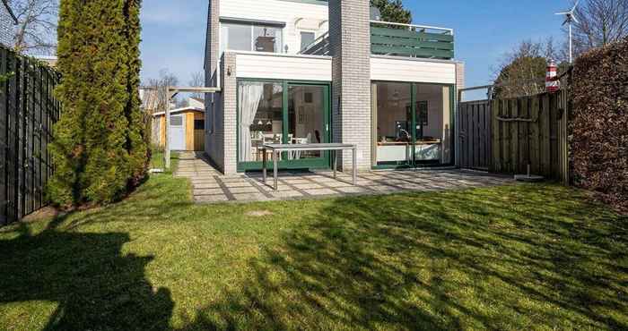 Others Holiday Home in the Middle of the Green North Sea Park Near the Beach Entrance