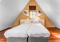 Others 7 Tranquil Apartment in Sint Maartensbrug