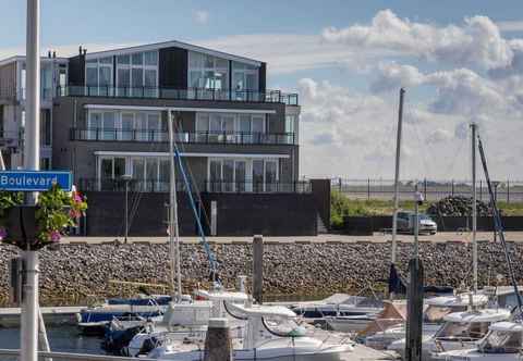 Others Apartment in a Unique Location With a View of the Marina and the Scheldt