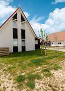 Imej utama Beautiful Holiday Home in Scherpenisse Near Beach