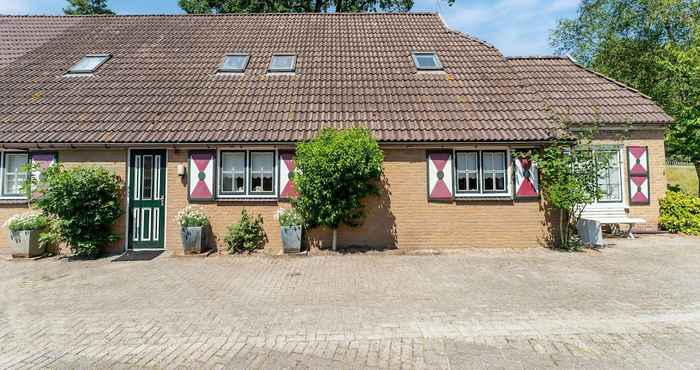 Others Holiday Home in the Centre of Giethoorn With Waterfront Garden