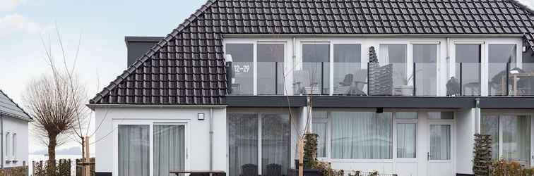 Others Modern Apartment on the 1st Floor Located Directly on the Sneekermeer