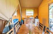 Others 4 Tranquil Tent Lodge in Zwiggelte With Garden