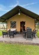 ภาพหลัก Tranquil Tent Lodge in Zwiggelte With Garden