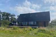 Khác Fantastic Vacation Home on Private Island in Friesland