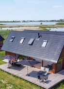 Imej utama Beautiful House Janssloot on Private Island in Friesland