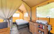 Others 5 Attractive Tent Lodge in Zwiggelte With Garden