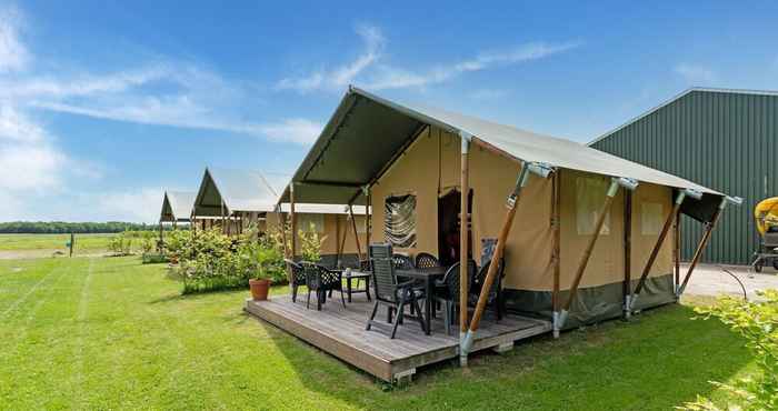 Lainnya Attractive Tent Lodge in Zwiggelte With Garden