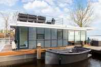 Khác Unique Houseboat on and Around the Sneekermeer