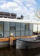 Primary image Unique Houseboat on and Around the Sneekermeer