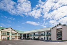 Others Colonial Crest 107 - Great Location! - You Can Walk To Town! 1 Bedroom Condo by RedAwning