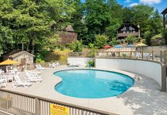 Others 2 Er 229 Brief Escape - Great Location Close to Town - 4 BR Cabin by RedAwning