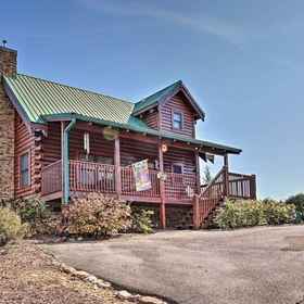 Primary image 1 Ern863 - Mountain Top - Great Location! Mountain Views! Close To Town! 1 Bedroom Cabin by RedAwning, Pigeon Forge Hotels