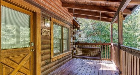 其他 2 Er 227 â Bearry Nice Great Location â Close To Town! 1 Bedroom Cabin by RedAwning