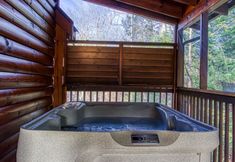 Lainnya 4 ER240 - Smoky Safari Great Location - Close To Town! 2 Bedroom Cabin by RedAwning