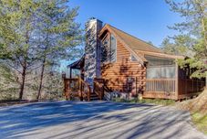 Lainnya ER240 - Smoky Safari Great Location - Close To Town! 2 Bedroom Cabin by RedAwning