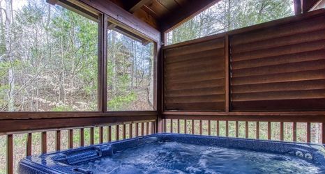 Others 2 Er309- George's- Great Location- Close To Town 5 Bedroom Cabin by RedAwning