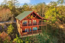 Others Ern858 - Eagles On High - Great Location! Close To All The Action! 3 Bedroom Cabin by RedAwning