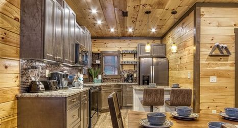 その他 2 Ern823 - Eagle Falls - Great Location With Private Heated Indoor Pool! Close To Town! 3 Bedroom Cabin by RedAwning