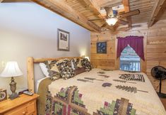 Others 3 Er100 - Making Memories Great Location - Close To Town! 4 Bedroom Cabin by RedAwning