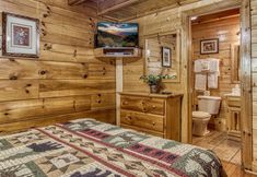 Lainnya 6 Ern864 - The Cedars - Great Location! Close To All The Action! 5 Bedroom Cabin by RedAwning