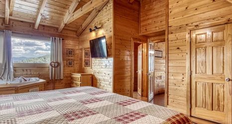 Others 2 Ern864 - The Cedars - Great Location! Close To All The Action! 5 Bedroom Cabin by RedAwning