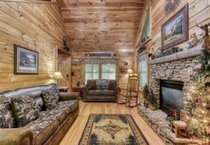 Others 4 Mystic Mountain - Great Location! Close To All The Action! 2 Bedroom Cabin by RedAwning