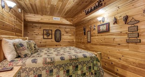 Others 2 Mystic Mountain - Great Location! Close To All The Action! 2 Bedroom Cabin by RedAwning