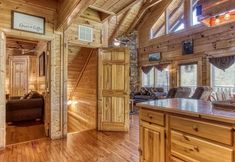 Others 4 Ern850 - Simply The Best - Great Location - Close To All The Action! 4 Bedroom Cabin by RedAwning