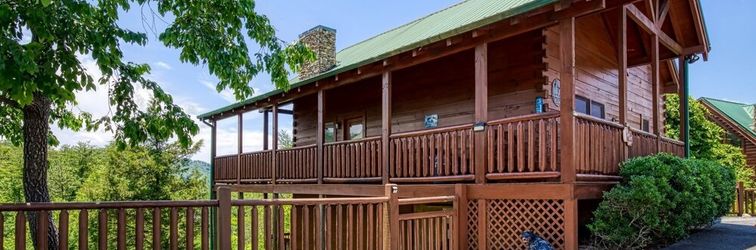 其他 Ern849- Sweet Escape - Great Location! Close To Action! 4 Bedroom Cabin by RedAwning