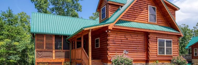 Others Ern824 - Best Days - Great Location! Close To Town! 2 Bedroom Cabin by RedAwning