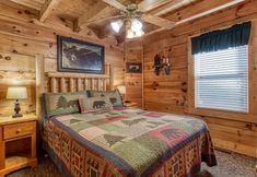 其他 2 Er245 â Almost Heaven Great Location â Close To Town! 3 Bedroom Cabin by RedAwning