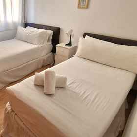 Primary image 1 Apartamentos Latin, Benadalid Hotels