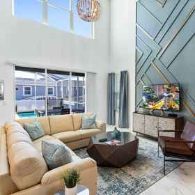 Primary image 1 9203 Sommerset Hills Drive, Calabay Palms Villa Hotels