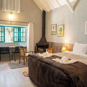 Primary image1葡萄牙村旅館,Plato Trailhead飯店