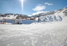 Others 4 Snow Flower 071 3 Bedroom Condo by RedAwning