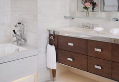 其他 7 Raffles London at The OWO