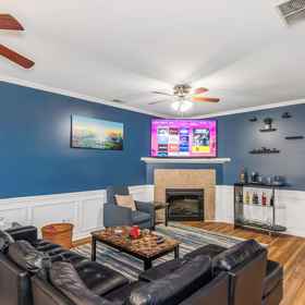 Primary image 1 4 - Bed home, w/ Cali King Bed - 12 mins. to DTWN, Five Points Hotels