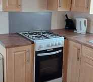 Others 5 Captivating 3 bed Caravan in Scarborough