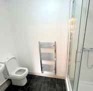 Lainnya 5 Twin Studio Flat in Sutton - Ground Floor