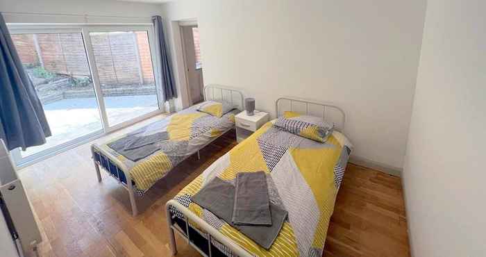 อื่นๆ Twin Studio Flat in Sutton - Ground Floor