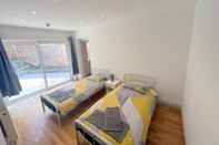 Lainnya Twin Studio Flat in Sutton - Ground Floor