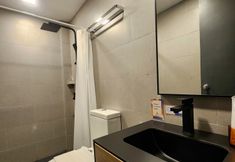 Others 7 Prince Express Inn