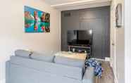 Lain-lain 7 Cozy 1BR Boutique Apt - Within DT Hamilton