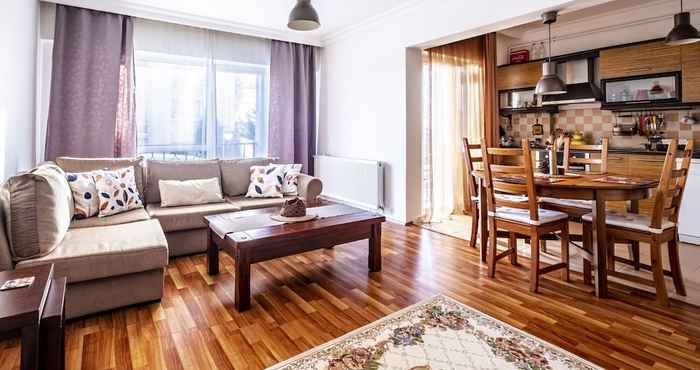 Others Comfy Flat Close to Viaport Asia Shopping Mall