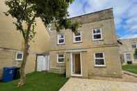Others Lovely Two Bedroom Home